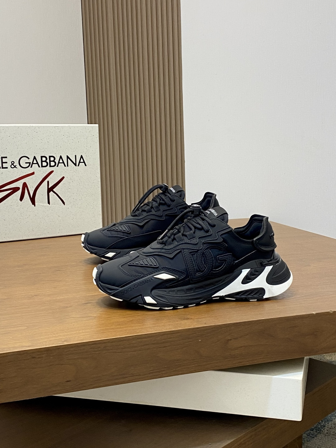 olce & Gabbana shoe